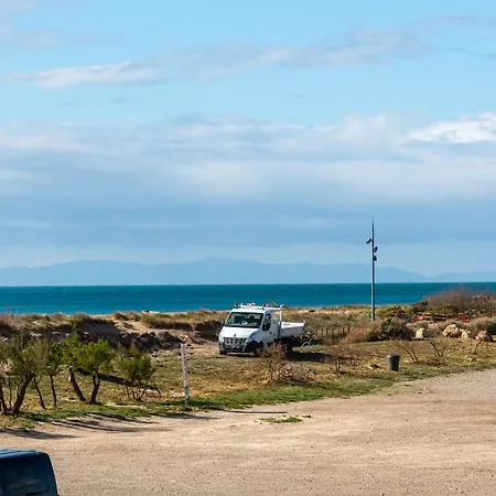 Familial 2 Pieces Cabine, A 60m De La Plage, Avec Box Et Wi-fi - Saint Pierre La - Fr-1-229d-140 Apartment Fleury (Aude)